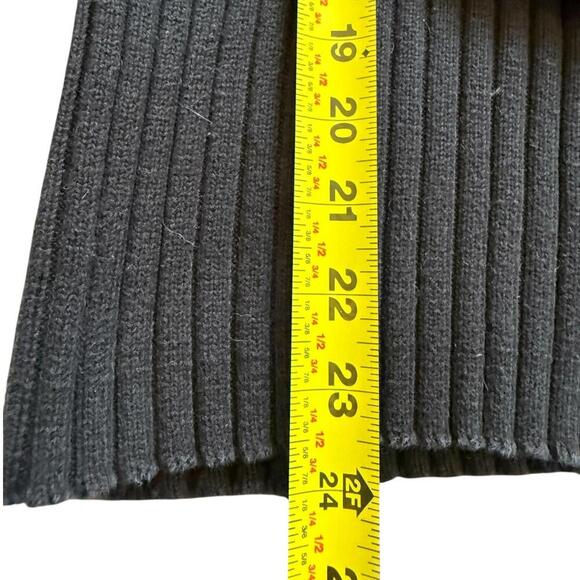 Old Navy Colorblock Turtleneck Sweater Red Gray Women’s Small - Picture 5 of 5